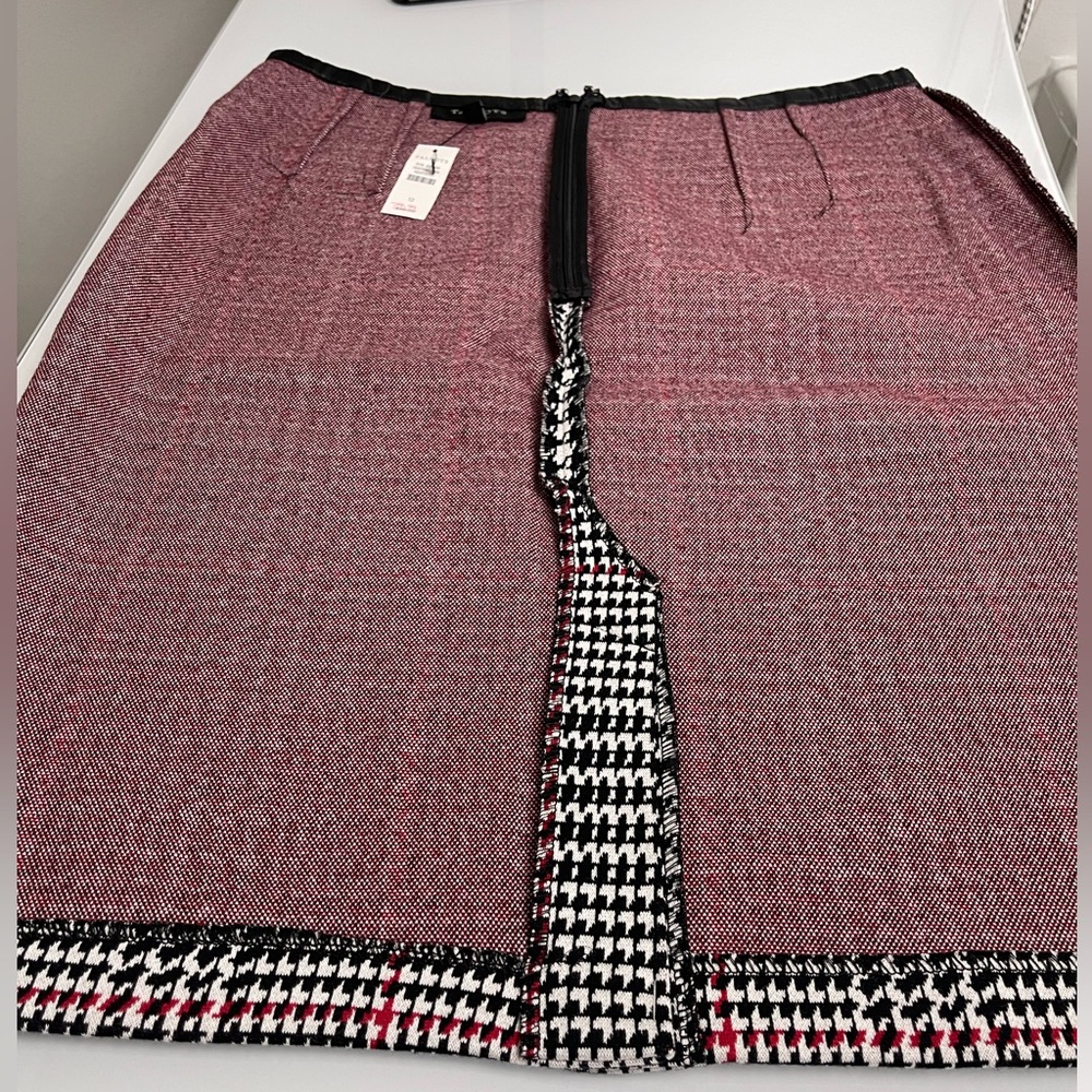 Talbots - Picture 6 of 16